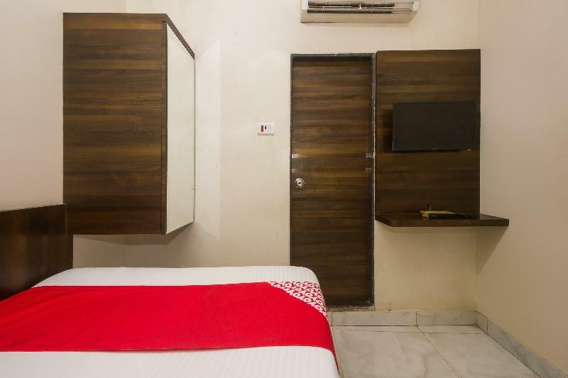 Oyo 8193 Hotel Pearl View Mumbai Exterior photo